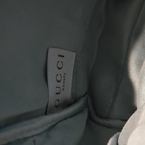 New never used GUCCI zipper pouch clutch bag in beautiful Blue Silver 8x6 1/2 in - Picture 5 of 9